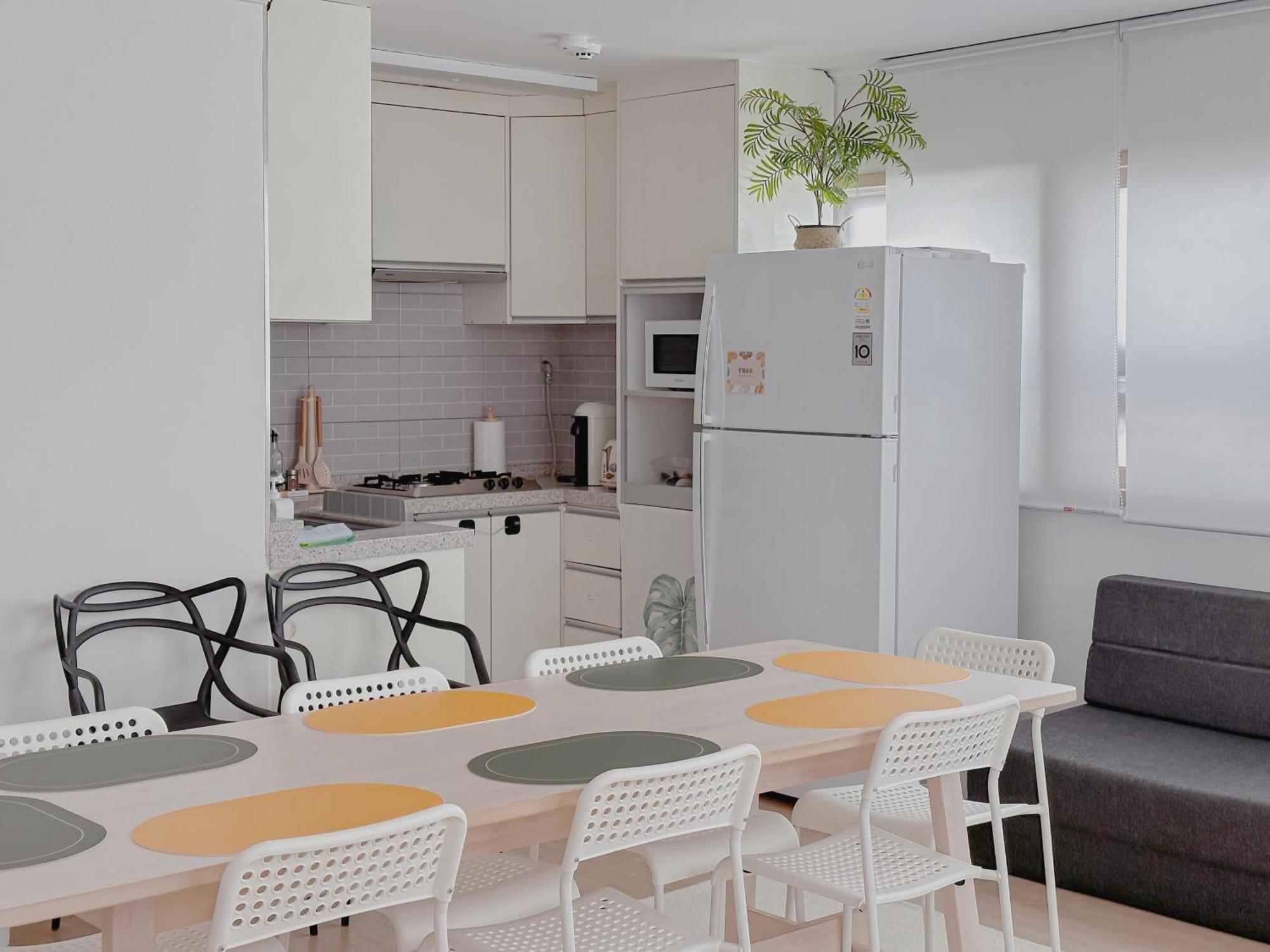 Appartamento 4 Bed 3 Near Gimpo Airport *
